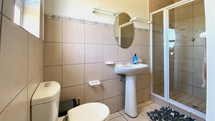 3 Bedroom Property for Sale in Golden Mile Western Cape